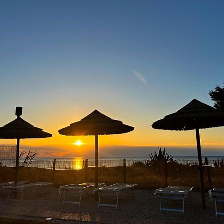Suites Voce Del Mare Tertenìa 外观 照片