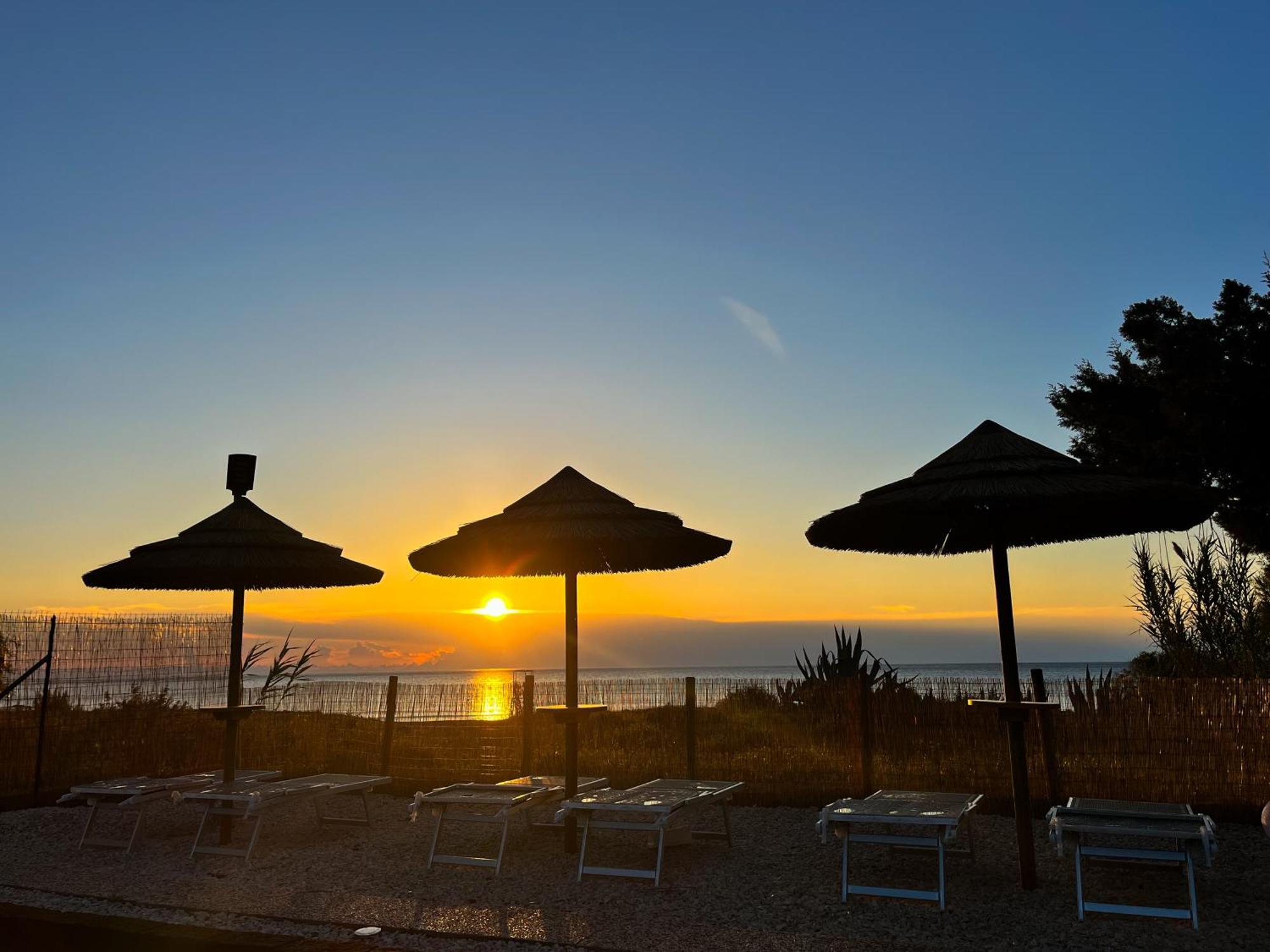 Suites Voce Del Mare Tertenìa 外观 照片